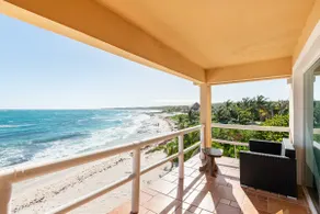 Beachfront Apartment Tulum - Image 4