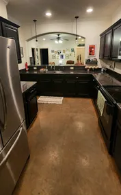 Cozy & Convenient Townhome - Image 2