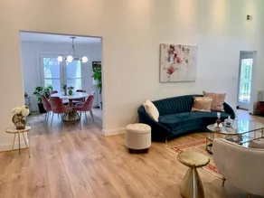 Large & stylish 1B1B in Bethesda - Image 5
