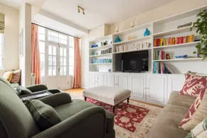 Traditional Treasure – 3 Bedroom Home by Hyde Park - Image 5