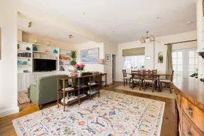 Traditional Treasure – 3 Bedroom Home by Hyde Park - Image 2