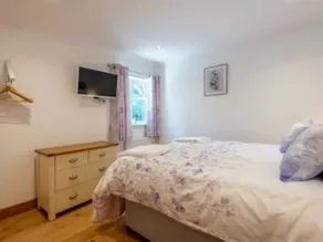 New Forest Hideaway - Image 4