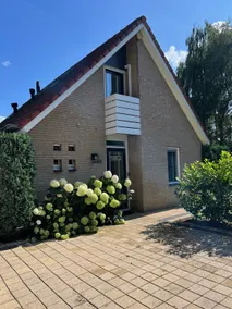 Villa June Rosy - Image 2