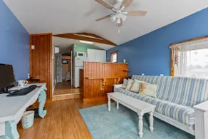 Adorable cottage on the bay! - Image 3