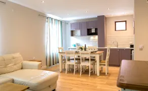 Rare 5* 2BR 2BA APT with A/C & View, near SKI ROAD - Image 2