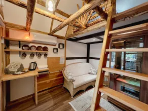 Guest suite | Hot tub & sauna Cabin in the Woods - Image 3