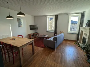 2 bedroom apartment, sleeps 6 - Image 2