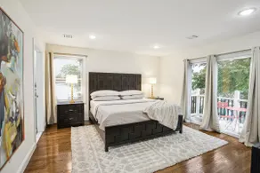 The Lions Den | Luxury 3-Bedroom Oasis + Patio - Image 3