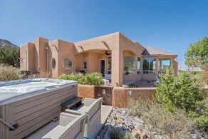 Mountain house 18 minutes from ABQ airport - Image 2