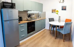 Green Cris Apartment - Image 3