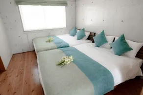 Entire house with ocean view for up to 12 people - Image 5