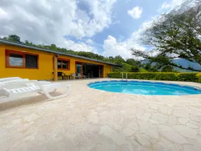 15 mins to Jardín | Spacious & Convenient House - Image 2