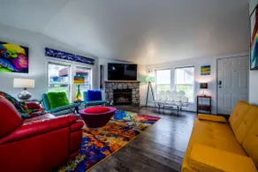 Lake House in Cassopolis - Image 3