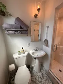 Poolside Guesthouse with Private Patio in Midtown - Image 3