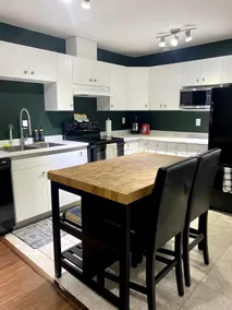Minutes from NAIT, Kingsway, Northlands, & More! - Image 3