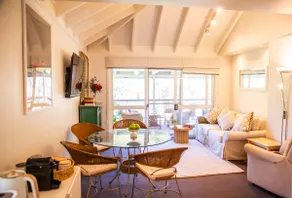 Scenic chalet in resort setting - Image 3