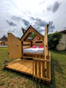 The Hut of Stars - Image 5