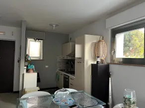 Apartment in a residence - Image 2