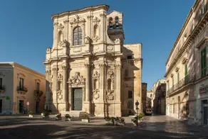 Villa Reale Flats - Image 5