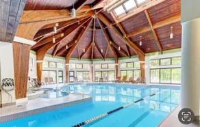 Gorgeous Dog Friendly 2BR 2.5 Bath w/ Pool Sauna - Image 5