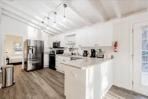Lazy Creek Cove Cottage w EV Plug! - Image 3