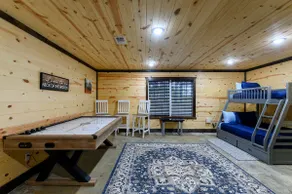 Air Hockey | Game System | Hot Tub | Near Kayaking - Image 5