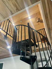 Unique Loft Apartment - Image 2