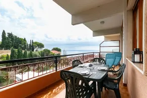[Sea View and 300 meters from Beach] Free Parking and A/C - Image 4