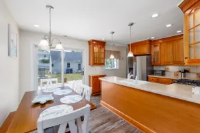 Bayfront Bliss & Pool - Sleeps 8. Dog Friendly! - Image 5