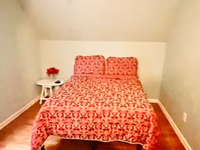 Idyllic home away from home - Image 5