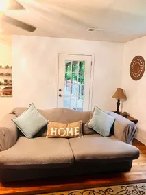 Idyllic home away from home - Image 2