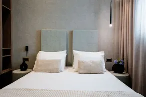 Iasmos Luxury Apartment - Image 5