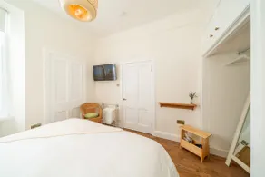 Dreamy Town House Apartment in Birnam, Dunkeld - Image 5