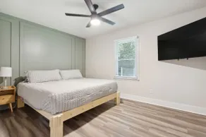 Elegant 2BR Home| Upscale & Comfortable - Image 5