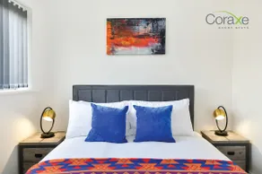 Modern 3BR for Families & Contractors + Parking - Image 2
