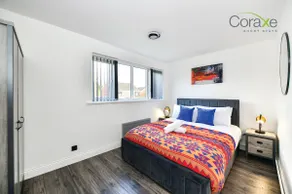 Modern 3BR for Families & Contractors + Parking - Image 3
