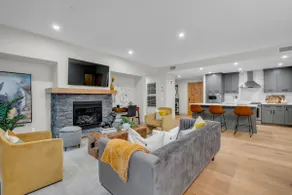 Massive Designer Spring Creek Getaway w/Hot Tub - Image 5
