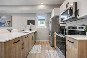 2 Bed 2 Bath | Completely New | Free Parking | - Image 4