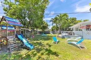 Heart of Hollywood Villa - Image 5