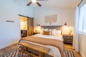 Southwest Nest- FREE Heated Pool, Hiking & Views - Image 3