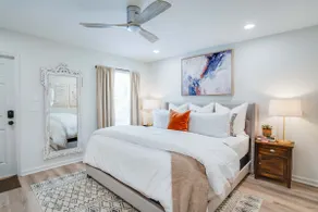 Luxury Haven w/ Many Amenities - Image 5