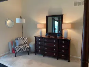 Comfy home overlooking the 7th. - Image 2