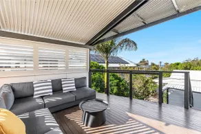 Angourie Beach Retreat - Image 2