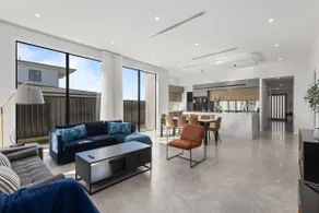 Spacious and Luxury House at Taylor - Image 4