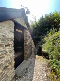 Cosy loft room in South Devon - Image 4
