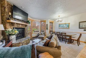 Mysiga Southwind Seven Springs Home, Ski-In / Ski-Out! - Image 3
