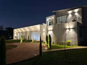 Luxury Cabin in Samaipata - Image 2