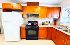 Fremont Entire Coze 3brs house/Free Parking/AC - Image 3