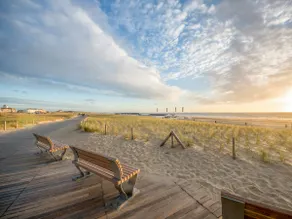 180m2 luxurious apartment close to beach and dunes - Image 2