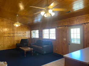 Black Bear Inn - Image 5